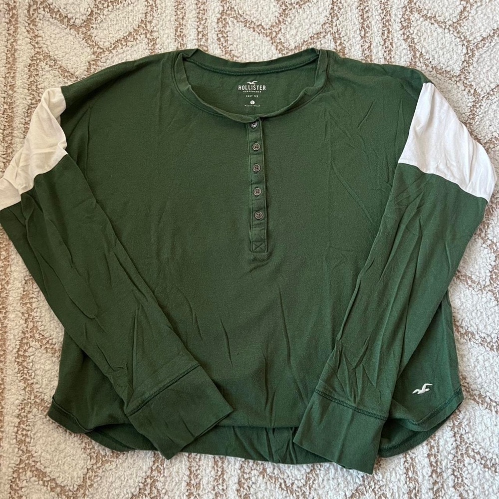 Hollister varsity tee